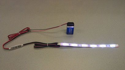 Origineel Corroderen hun Velleman - Flexibele LEDSTRIP op batterij - RGB 20 cm. met 9 Volt  aansluiting - LEDSTRIP op batterijvoeding - (ledstr20rgb) kopen? | Baur.nl  Grootste Velleman dealer