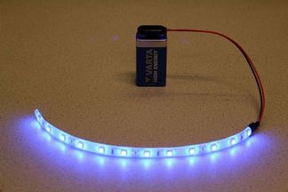 Velleman - Flexibele LEDSTRIP op batterij - Blauw 50 cm. 9 aansluiting - LEDSTRIP op batterijvoeding - (ledstr50b) | Baur.nl Grootste Velleman