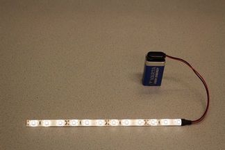 Velleman - Flexibele LEDSTRIP op batterij - WarmWit 100 cm. met 9 Volt aansluiting - LEDSTRIP op (ledstr100ww) kopen? | Baur.nl Velleman